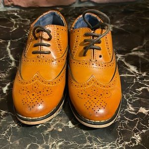 Brown dress up shoes